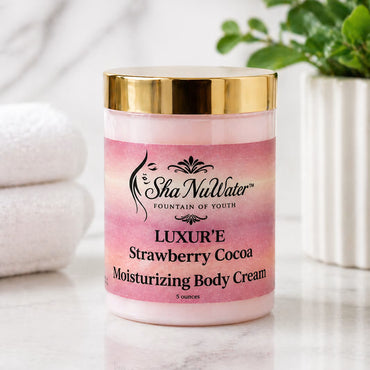 LUXUR'E Strawberry Cocoa Moisturizing Body Creme