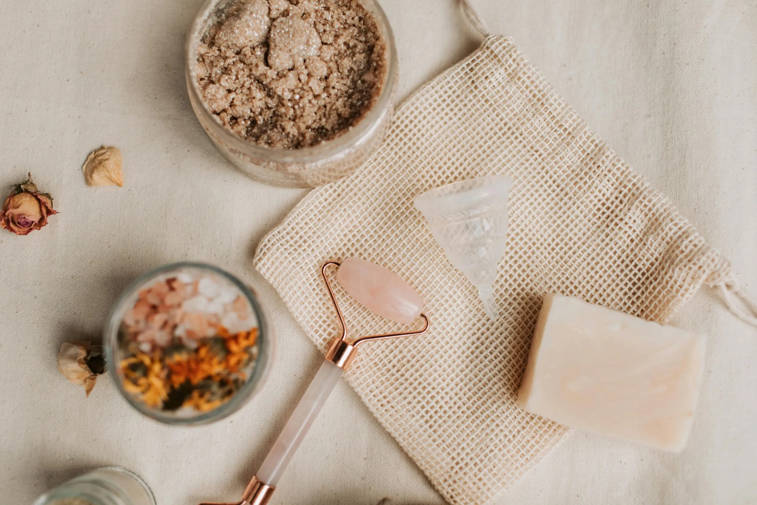 pexels-vlada-karpovich-6634657