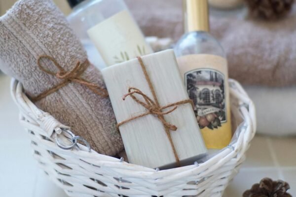 pexels-reneereneee-2327555-4055794-scaled-600x400